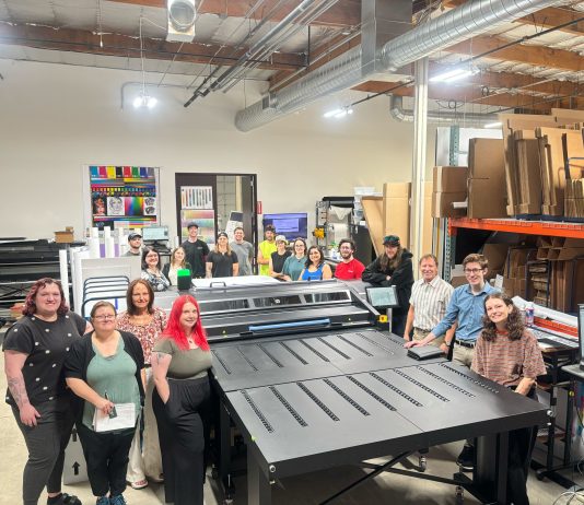 HP celebra tre traguardi chiave nel large format