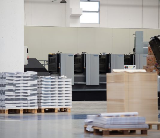 4Graph a Viscom 2025: più valore alla carta con la campagna “Dai forma alle tue idee”