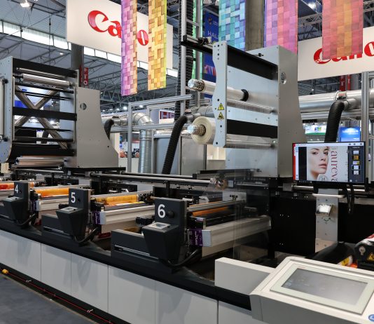 Per le etichette a Labelexpo Canon si fa in tre