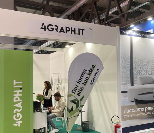 4Graph al debutta a Viscom 2025: la carta è una esperienza sensoriale