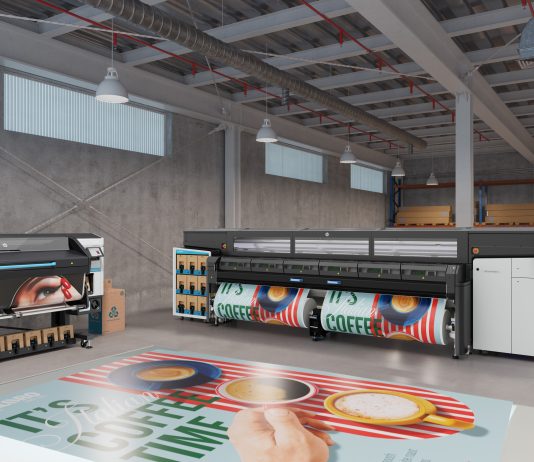 HP presenta la nuova Latex FS70 W e amplia l’ecosistema PrintOS