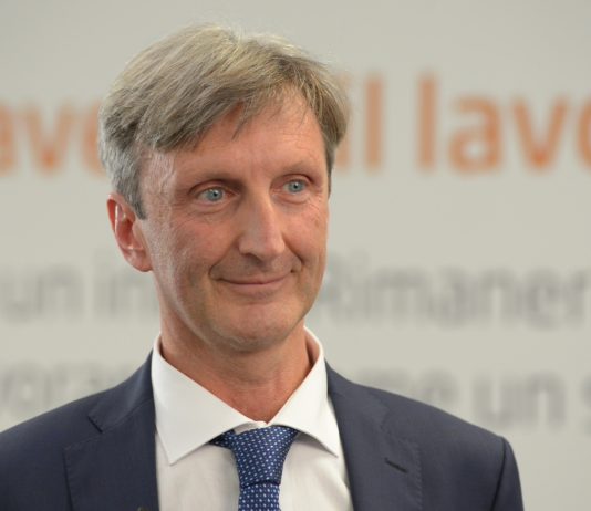 Overpackaging e inefficienze dell’e-commerce: le soluzioni di DS Smith per una filiera più sostenibile