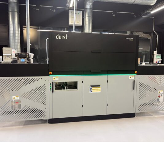 Durst TAU G3 core LED: Amonn Print accelera nella stampa digitale di etichette