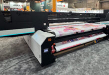 Platinum Technologies lancia Signature Flatbed: la nuova piattaforma UV LED per la stampa industriale