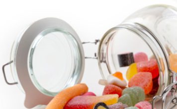 Food processing aids and additives, between re-evaluation and novelties