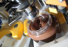 Hygienic dosing of creams and spreads