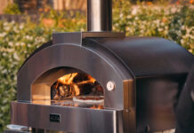 Professional gas and wood ovens