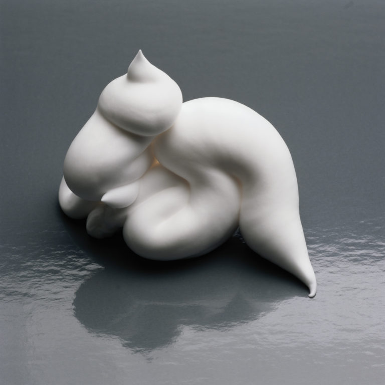 Schiuma da barba spray contenente composti ammonici quaternari