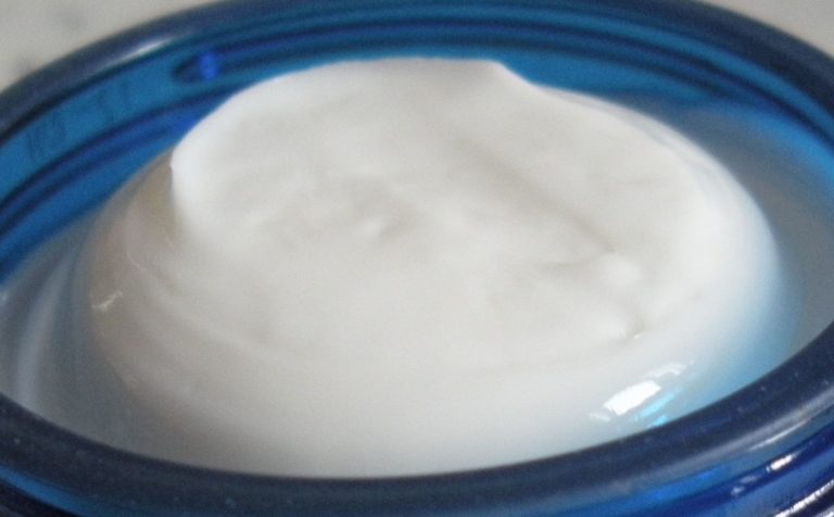 Riduzione dei cheloidi utilizzando allantoina