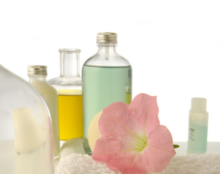 Uso sicuro dei cosmetici in Bangladesh: prospettiva microbiologica