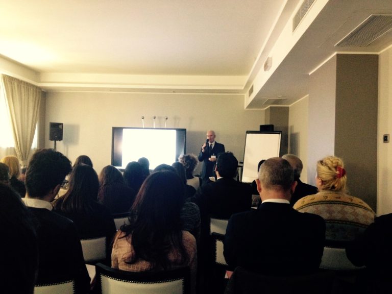 Workshop make up: «Around the color, The color Around»