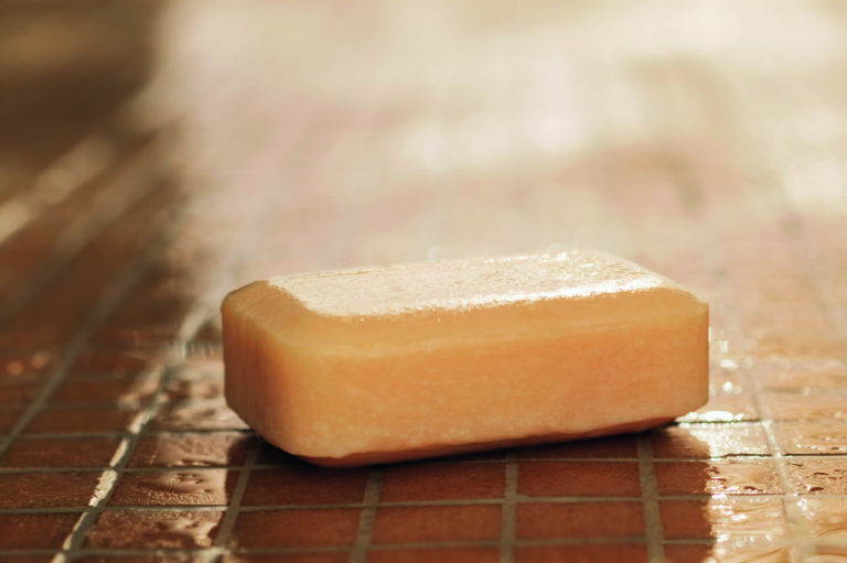 Pseudomonas in un sapone usato in ospedale: impatto sui pazienti