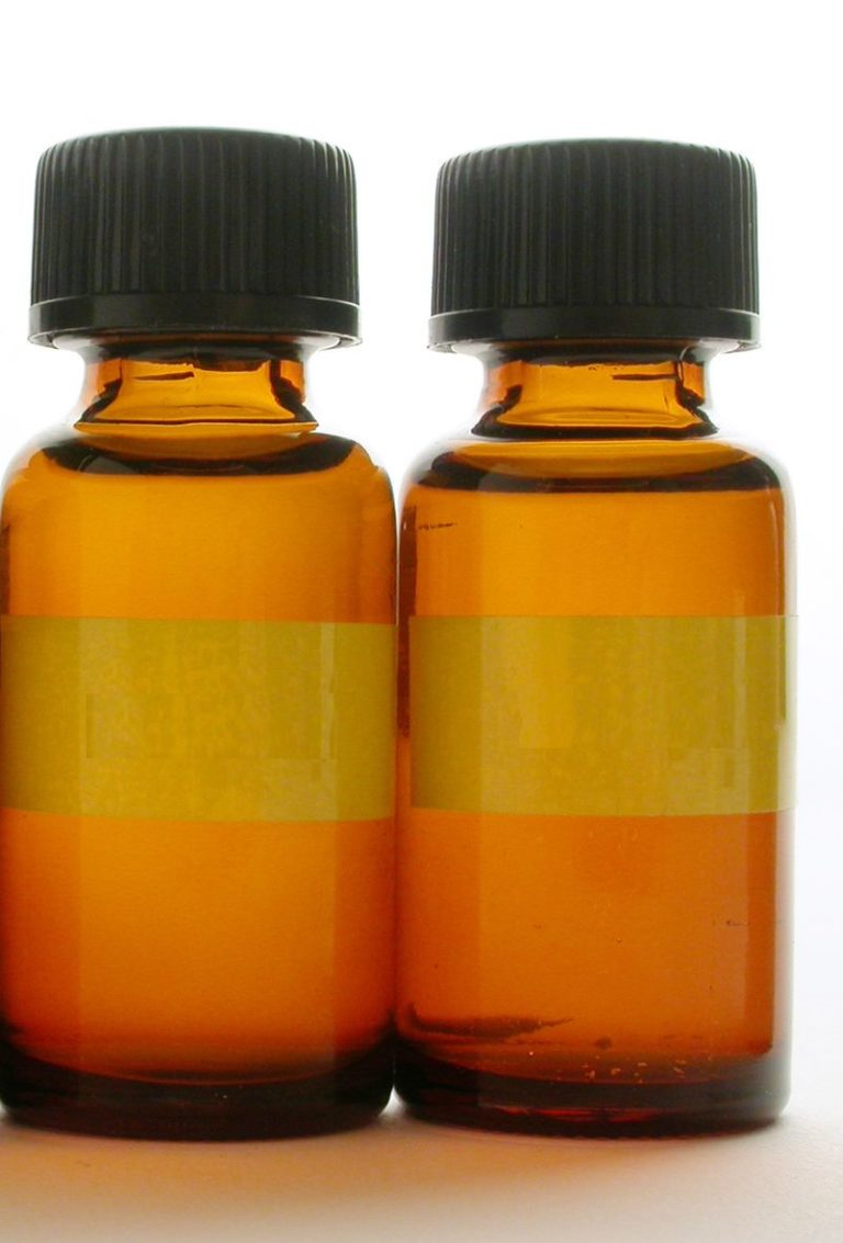 Olio essenziale di timo: attività antibatterica