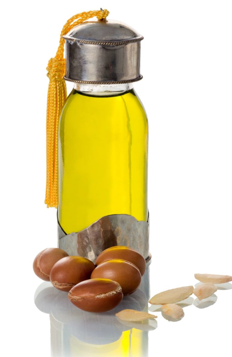 Formulazioni a base di olio di argan e cannabidiolo