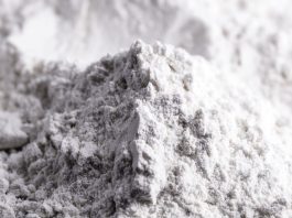 Biossido di titanio nei cosmetici: chiesta una nuova valutazione della sicurezza Filtri UV basati su nanoparticelle di biossido di titanio: i vantaggi