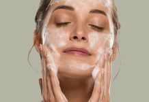 Proprietà colloidali, di interfaccia e schiumogene di soluzioni di esteri del poliglicerolo solubili in acqua Proprietà colloidali, di interfaccia e schiumogene di soluzioni di esteri del poliglicerolo solubili in acqua (Foto Adobe)