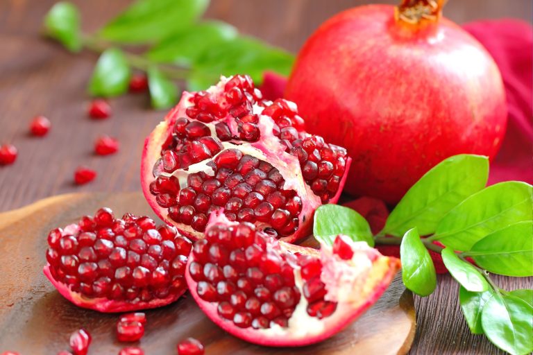 Bucce di melograno per applicazioni cosmetiche