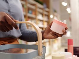 Autenticità del marchio: un valore da riconsiderare Autenticità del marchio: un valore da riconsiderare