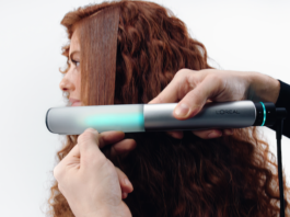 Beauty tech: l’Oréal al CES 2026 con la luce infrarossa per haircare e skincare Beauty tech: l'Oréal al CES 2026 con la luce infrarossa su capelli e pelle