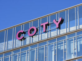 Coty e OpenAI: accordo per la AI nella formulazione e nella customer experience Coty e OpenAI: accordo per la AI nella formulazione e nella customer experience