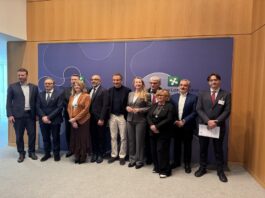 Presentato il Cluster Tecnologico Lombardo – Sistema Cosmetico Presentato il Cluster Tecnologico Lombardo - Sistema Cosmetico