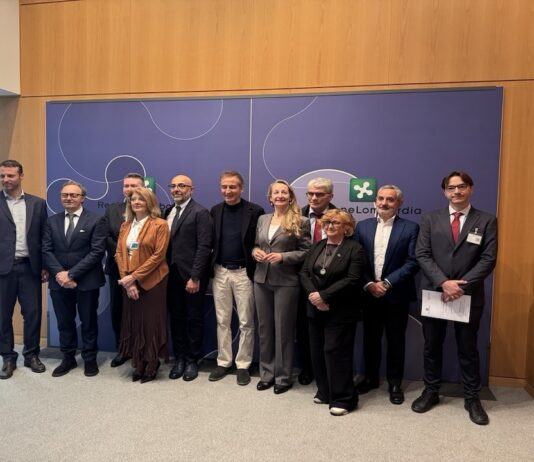 Presentato il Cluster Tecnologico Lombardo – Sistema Cosmetico Presentato il Cluster Tecnologico Lombardo - Sistema Cosmetico