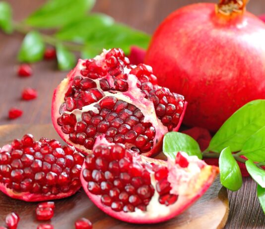 Melograno: dalla buccia fermentata ingredienti cosmetici con attività antiossidanti e anticollagenasiche Melograno: dalla buccia fermentata ingredienti cosmetici con attività antiossidanti e anticollagenasiche