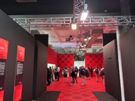 Packaging Première 2026 è Paper Tracks: l’artigianalità come valore aggiunto Packaging Première 2026 è Paper Tracks: l'artigianalità come valore aggiunto