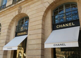 Gracie Abrams è il nuovo volto di Coco Mademoiselle Crush Absolu di Chanel Gracie Abrams è il nuovo volto di Coco Mademoiselle Crush Absolu di Chanel
