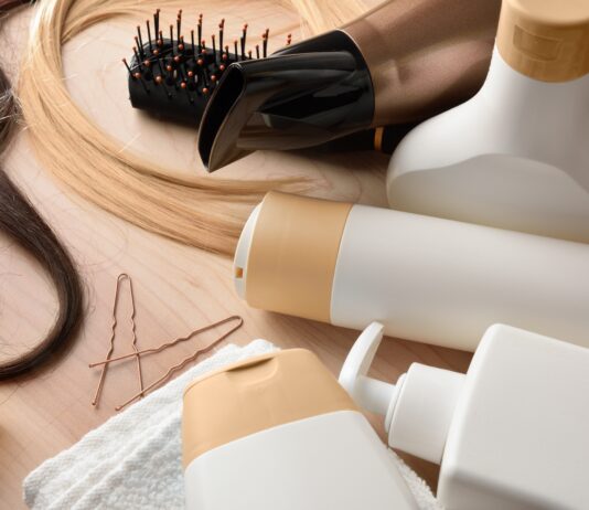 Olaplex, Christoph Kaul è il nuovo CEO dopo l’uscita di Amanda Baldwin Olaplex, Christoph Kaul è il nuovo CEO dopo l’uscita di Amanda Baldwin