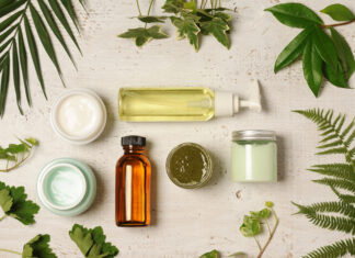 Comunicare un cosmetico: i confini della trasparenza e il rispetto del consumatore Comunicare un cosmetico: i confini della trasparenza e il rispetto del consumatore