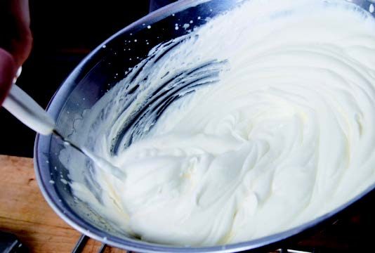 La Cina approva dazi definitivi su import lattiero UE