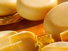 La Cina impone dazi sui prodotti lattieri UE