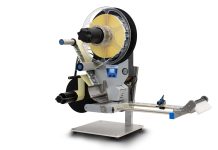 Etichettatrice semplice e precisa