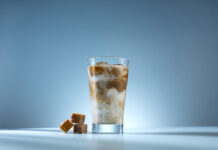 Ecco servito l’Iced Latte Caramello Salato