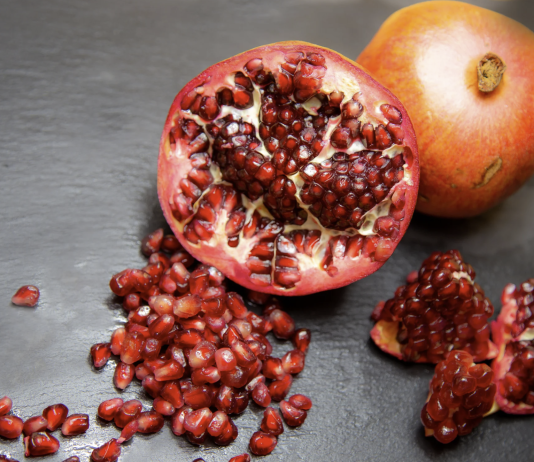 Melograno e salute femminile: una soluzione naturale per la sindrome premestruale
