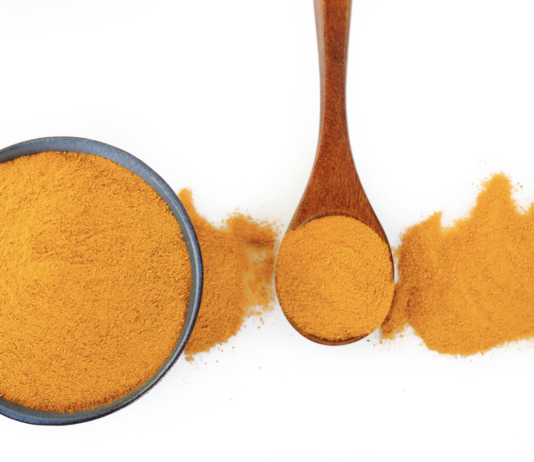 Curcumina: effetti sulla guarigione delle ulcere del piede diabetico Curcuma piede diabetico