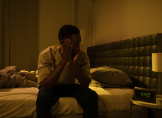 Valeriana e luppolo per l’insonnia occasionale: effetti su qualità del sonno e lucidità mentale Valeriana e luppolo per insonnia occasionale