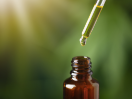 Benefici dell’aromaterapia con Citrus aurantium nella nausea da chemioterapia olio essenziale Citrus aurantium tumore al seno nausea