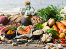 Dieta Mediterranea, un approccio alimentare per migliorare i sintomi della psoriasi dieta mediterranea e psoriasi