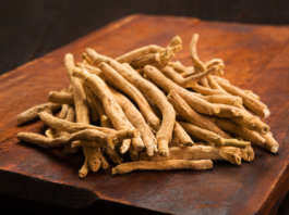 Ashwaganda per la gestione dei sintomi della menopausa Ashwagandha per la menopausa