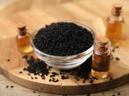 Olio essenziale di cumino per migliorare le funzioni cognitive nella popolazione anziana cumino nero per contrastare declino cognitivo
