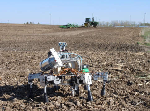 Largo ai robot. O no?