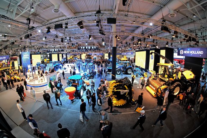 AgritechnikaHalle 3 Silver e gold medal ad Agritechnica 2025