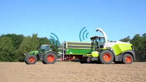 M2M Communication to autonomize cooperative field work by AEF