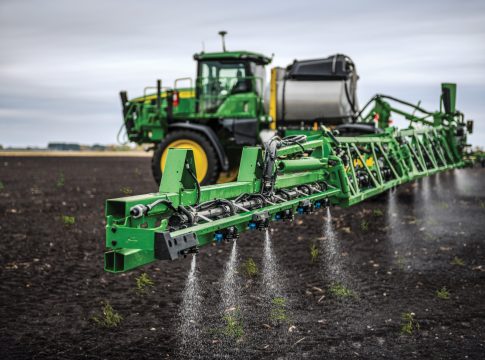 Il futuro sostenibile del diserbo intelligente