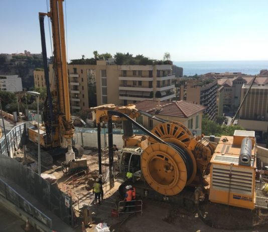 Bauer al lavoro a Monaco di Baviera