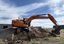 Develon Serie 9 compatibile con 3D Trimble