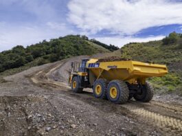 Il dumper HM460-6 di Komatsu