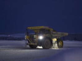 Due donne alla guida dell’HD785